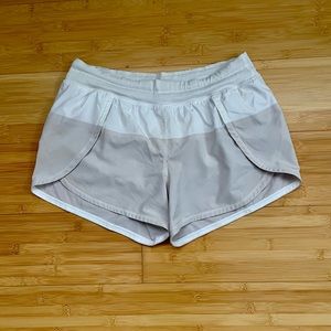 Lululemon white/beige shorts size 4